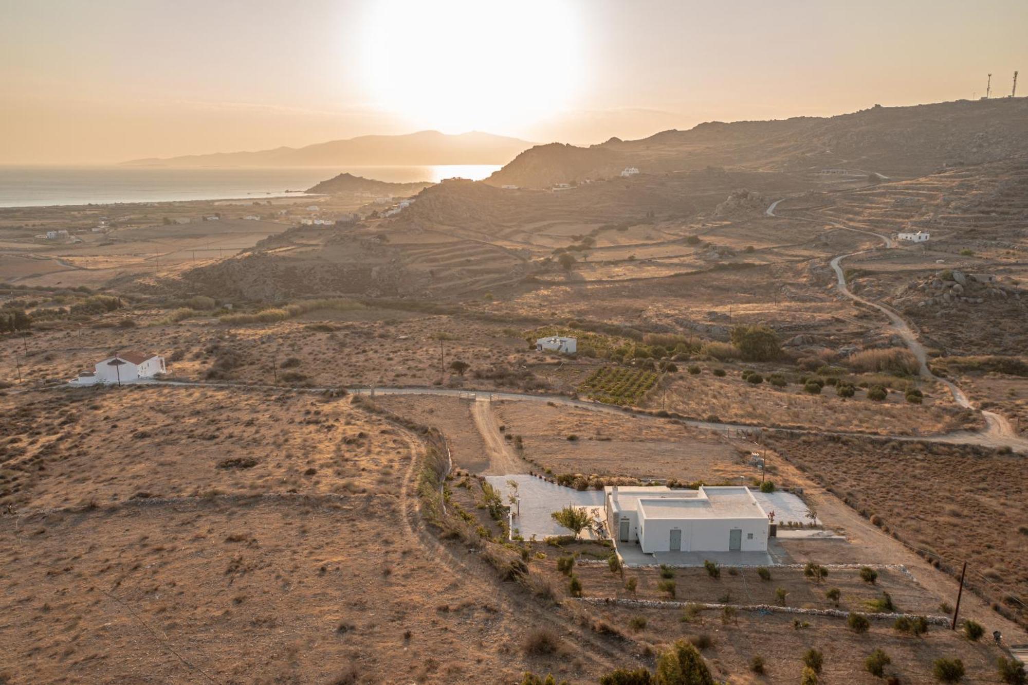 Sunshine Villa Mikri Vigla Exterior photo
